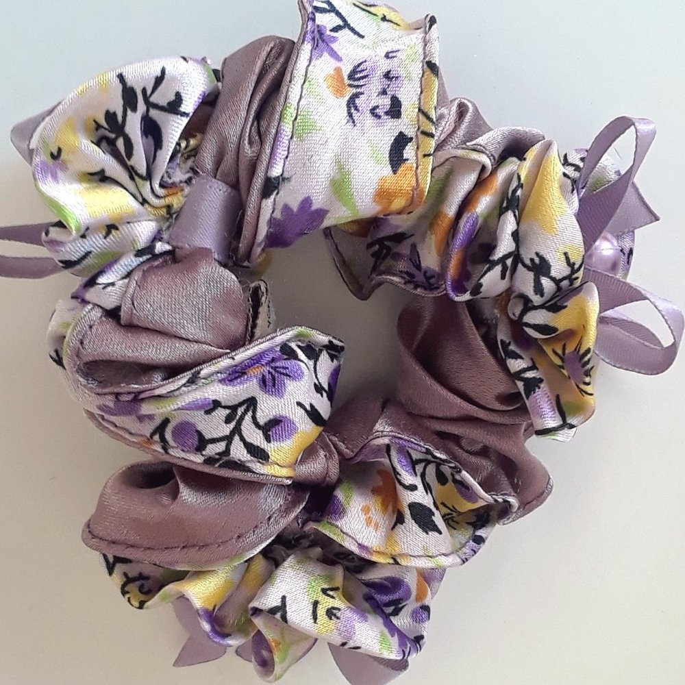 NWT Satin with Beads Hair band / Scrunchies
